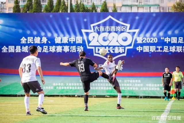18分14板！中国男篮21岁小将，打出巨星水平 球迷：真厉害